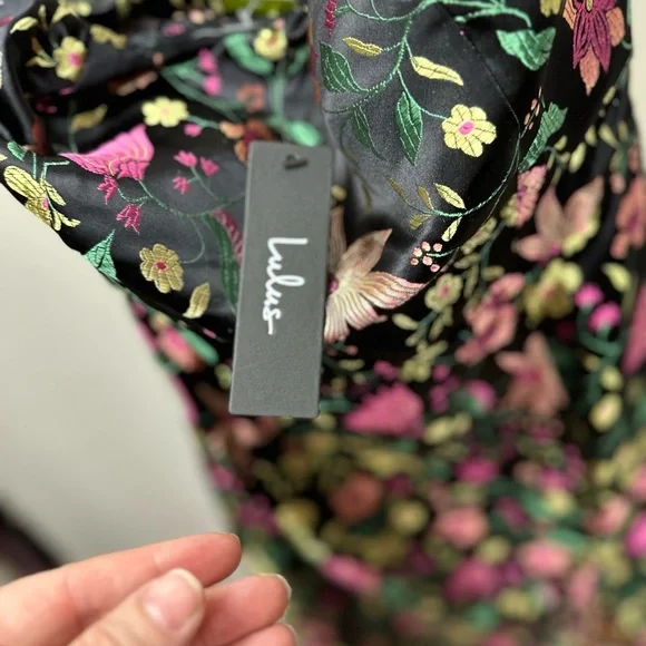 Lulus midi formal or semi formal - Picture 5 of 6